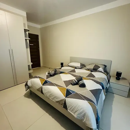 Spacious Modern Gzira Getaway Exterior photo